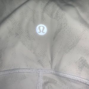 White lulu lemon Capri leggings
